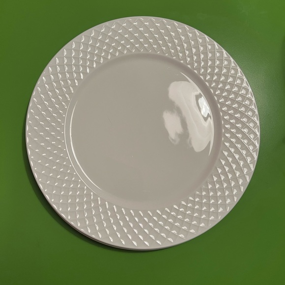 MIKASA Trellis large dinner plate classic bright white lattice border BONE CHINA - Picture 4 of 5